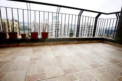 Balcony Image of 1800 Sq.ft 3.5 BHK Apartment / Flat for sale in Amanora Victory Towers, Mundhwa Pune for Rs. 11000000