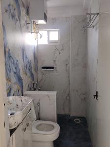 Common Bathroom Image of 1550 Sq.ft 3 BHK Apartment / Flat for rent in Jeevan Bima Nagar Bengaluru for Rs. 50000