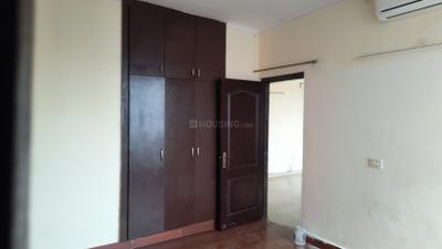 Bedroom Image of 1150 Sq.ft 2.5 BHK Apartment / Flat for rent in Gardenia Glory, Sector 46 Noida for Rs. 33000