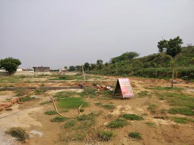 Image of 900 Sq.ft Residential Plot / Land for sale in Tilpata Karanwas, Greater Noida for Rs. 2499000