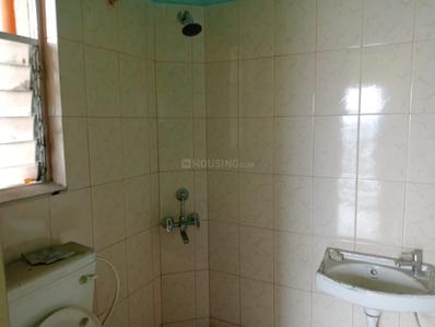 Bathroom Image of 1000 Sq.ft 3 BHK Apartment / Flat for sale in Baranagar Kolkata for Rs. 6500000