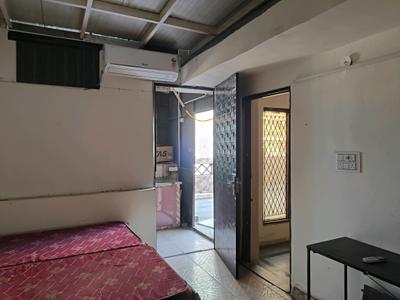 Bedroom Image of 2300 Sq.ft 4 BHK Apartment / Flat for sale in Niho Jasmine Scottish Garden, Indirapuram Ghaziabad for Rs. 22500000
