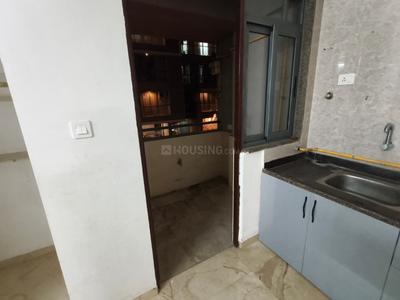 Kitchen Image of 1000 Sq.ft 2 BHK Apartment / Flat for rent in Pramukh Arista, Sargasan Gandhinagar for Rs. 19000