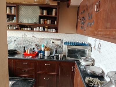 Kitchen Image of 770 Sq.ft 2 BHK Apartment / Flat for rent in Devi Paradise, Surappattu Chennai for Rs. 22000