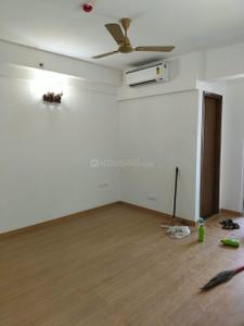 Hall Image of 3360 Sq.ft 4 BHK Apartment / Flat for sale in Godrej Woods Phase 3, Sector 43 Noida for Rs. 71000000