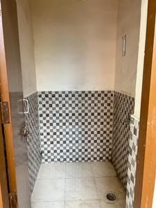 Bathroom Image of 540 Sq.ft 1 BHK Apartment / Flat for sale in Sector 84 Faridabad for Rs. 900000