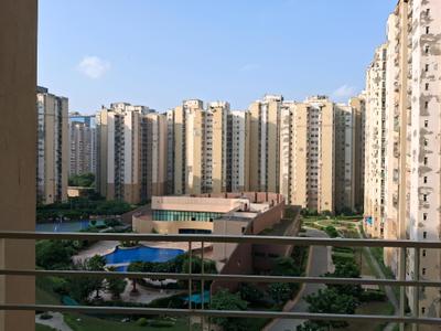 Bedroom Three Image of 1410 Sq.ft 3 BHK Apartment / Flat for sale in Paras Tierea, Sector 137 Noida for Rs. 12700000
