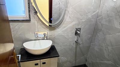 Image of 950 Sq.ft 2 BHK Independent House for rent in Lajpat Nagar, New Delhi for Rs. 60000