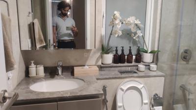 Image of 2400 Sq.ft 3 BHK Apartment / Flat for sale in DLF One Midtown, Karampura, New Delhi for Rs. 64500000