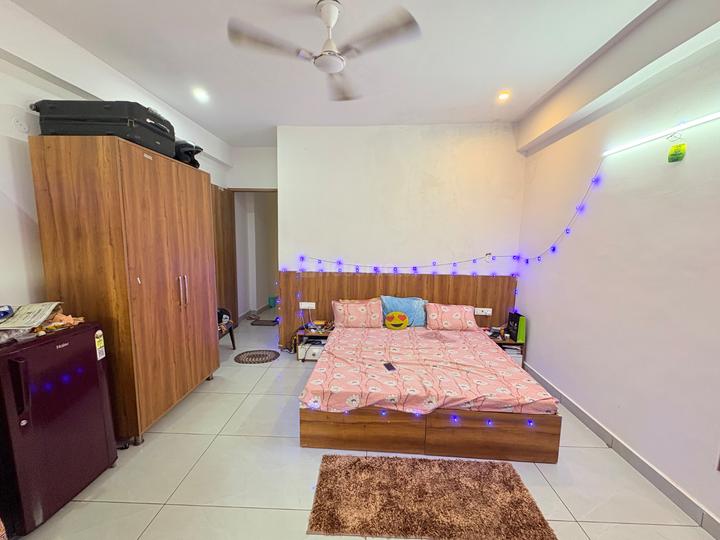 Platinum stay Bedroom 1