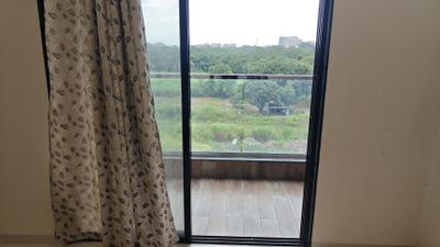 Balcony Image of 800 Sq.ft 2 BHK Apartment / Flat for rent in Kohinoor Sapphire II, Tathawade Pune for Rs. 30000