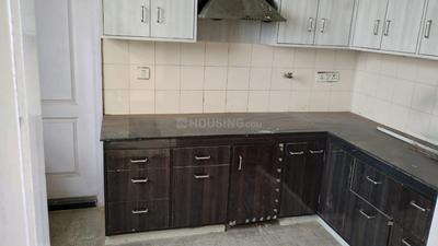 Kitchen Image of 1768 Sq.ft 3 BHK Apartment / Flat for sale in Unitech Horizon, Sector PI Greater Noida for Rs. 12500000
