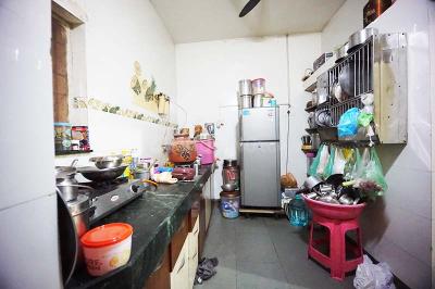Kitchen Image of 1566 Sq.ft 5 BHK Independent House for sale in Satellite Ahmedabad for Rs. 14900000
