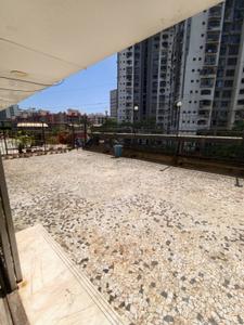 Balcony Image of 2400 Sq.ft 3 BHK Apartment / Flat for sale in Chandak Breezy Corner, Kandivali West Mumbai for Rs. 42400000