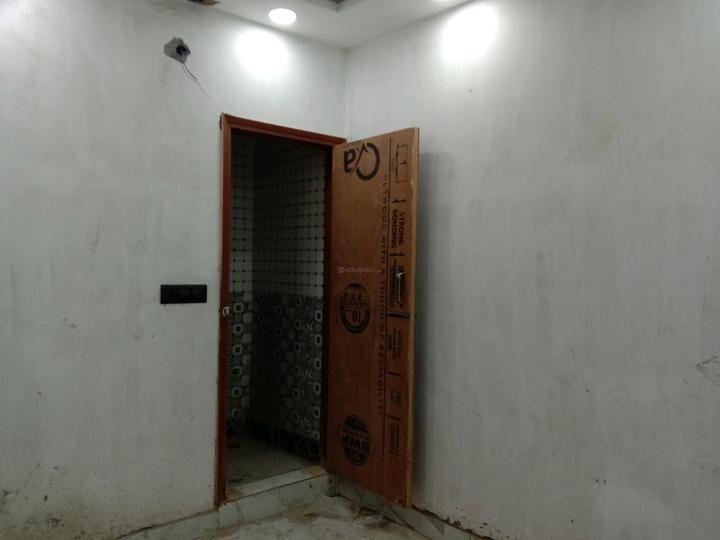 Govindpuri Main Image 1