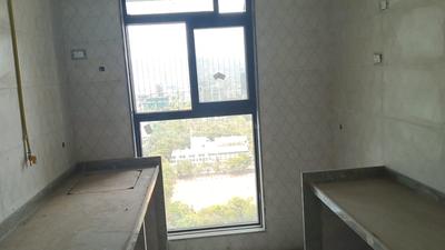 Kitchen Image of 675 Sq.ft 2 BHK Apartment / Flat for sale in Godrej Bayview, Vashi Navi Mumbai for Rs. 14200000