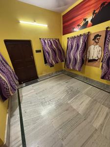 Bedroom Image of 1000 Sq.ft 2 BHK Builder Floor for rent in Airport Gate no. 1 Kolkata for Rs. 12000