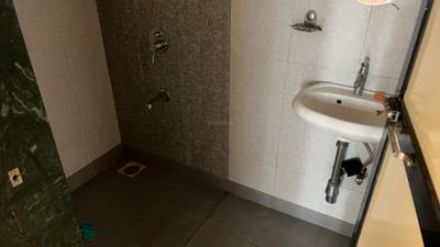 Bathroom Image of 550 Sq.ft 1 BHK Apartment / Flat for rent in Godrej Prime, Chembur Mumbai for Rs. 45000