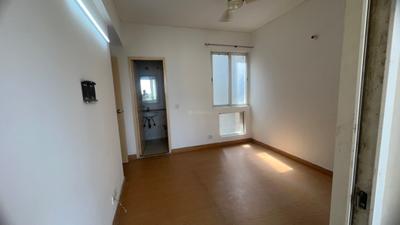Bedroom Image of 975 Sq.ft 2 BHK Apartment / Flat for rent in Jaypee Kosmos, Sector 134 Noida for Rs. 24000
