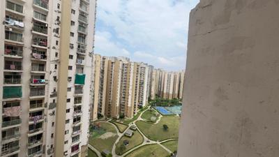 Image of 1565 Sq.ft 3 BHK Apartment / Flat for sale in Paras Tierea, Sector 137, Noida for Rs. 12500000