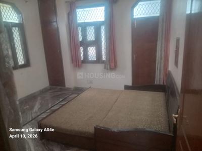Bedroom Image of 800 Sq.ft 2 BHK Builder Floor for rent in Janakpuri New Delhi for Rs. 24000