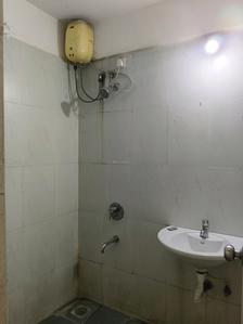 Common Bathroom Image of 774 Sq.ft 1.5 BHK Apartment / Flat for sale in Lodha Casa Rio, Palava Phase 1 Thane for Rs. 3950000