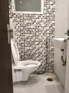 Common Bathroom Image of 900 Sq.ft 3 BHK Builder Floor for sale in Vikaspuri New Delhi for Rs. 16000000