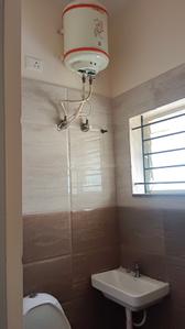 Bathroom Image of 350 Sq.ft 1 RK Builder Floor for rent in Ramamurthy Nagar Bengaluru for Rs. 15500
