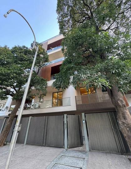 Malibu Town Floors Main Image 1