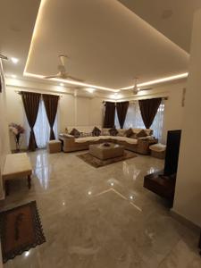 Hall Image of 2500 Sq.ft 3 BHK Apartment / Flat for rent in Richmond Town Bengaluru for Rs. 120000