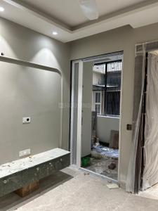 Bedroom Image of 1250 Sq.ft 3 BHK Builder Floor for sale in Vivek Vihar New Delhi for Rs. 24000000