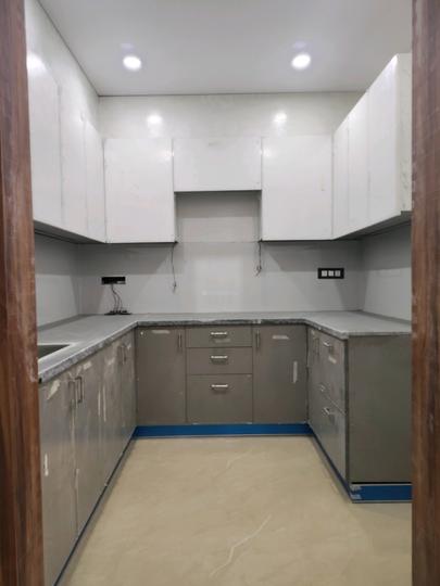 Aggarwal  associate Main Image 1