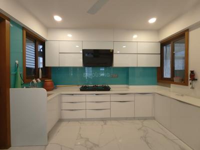 Kitchen Image of 3825 Sq.ft 4 BHK Apartment / Flat for sale in Science City Ahmedabad for Rs. 35100000