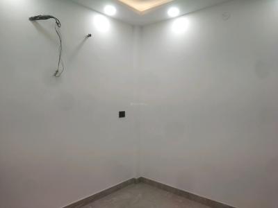 Bedroom Image of 1000 Sq.ft 3 BHK Builder Floor for sale in Govindpuri New Delhi for Rs. 6500000