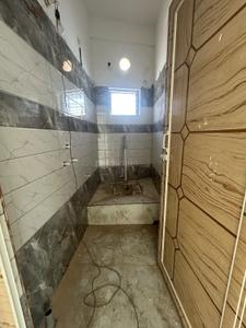 Bathroom Image of 1100 Sq.ft 3 BHK Apartment / Flat for sale in Netaji Nagar Kolkata for Rs. 5500000
