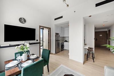 Living Room Image of 721 Sq.ft 1 BHK Apartment / Flat for sale in Jumeirah Village Dubai for Rs. 24729507