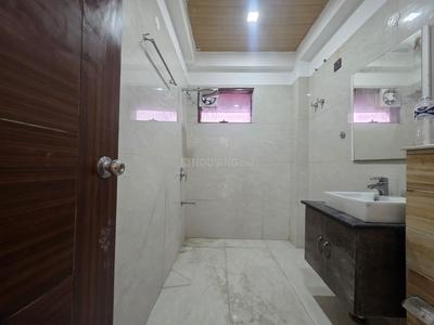 Bathroom Image of 1500 Sq.ft 3 BHK Apartment / Flat for sale in Rajpur Road Dehradun for Rs. 16000000