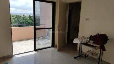 Bedroom Image of 650 Sq.ft 1 BHK Apartment / Flat for rent in Magarpatta Heliconia, Hadapsar Pune for Rs. 24000