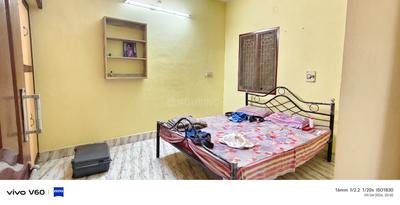 Bedroom Image of 1000 Sq.ft 2 BHK Apartment / Flat for sale in Tambaram East Chennai for Rs. 5900000