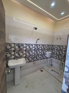 Bathroom Image of 1650 Sq.ft 2 BHK Independent House for rent in Sushant Golf City Lucknow for Rs. 30000