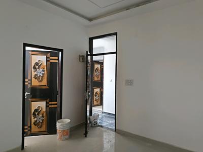 Living Room Image of 750 Sq.ft 2 BHK Builder Floor for sale in DLF Ankur Vihar Ghaziabad for Rs. 2250003