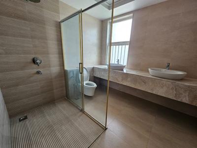 Bathroom Image of 3800 Sq.ft 4 BHK Apartment / Flat for sale in Kaloor Kochi for Rs. 46000000