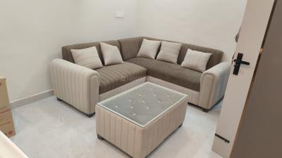 Living Room Image of 1200 Sq.ft 2 BHK Builder Floor for rent in Sector 40 Gurgaon for Rs. 51000