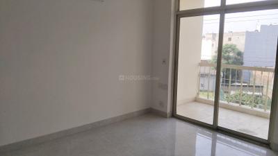 Bedroom Image of 1540 Sq.ft 3 BHK Apartment / Flat for sale in Mahagun Mascot, Crossings Republik Ghaziabad for Rs. 12000000