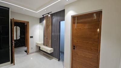 Bedroom Image of 1350 Sq.ft 3 BHK Apartment / Flat for sale in Pragatisheel Apartments, Sector 9 Rohini New Delhi for Rs. 23000000