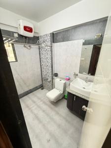 Bathroom Image of 2200 Sq.ft 3 BHK Apartment / Flat for rent in Arihant Nandini Heights, Paldi Ahmedabad for Rs. 48000