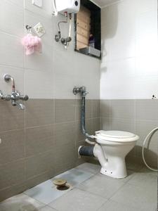 Bedroom Two Image of 850 Sq.ft 2 BHK Apartment / Flat for rent in Shree Sai Shilp, Mulund East Mumbai for Rs. 65000