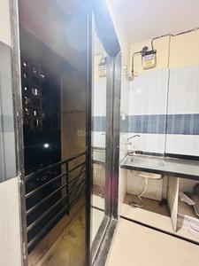 Bathroom Image of 595 Sq.ft 1 BHK Apartment / Flat for rent in Shree Chamunda Garden, Thakurli Thane for Rs. 15000