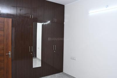 Bedroom Image of 1200 Sq.ft 2 BHK Builder Floor for rent in Ekkatuthangal Chennai for Rs. 35000