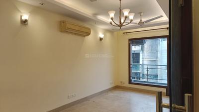 Living Room Image of 2000 Sq.ft 3 BHK Builder Floor for rent in Greater Kailash I New Delhi for Rs. 120000